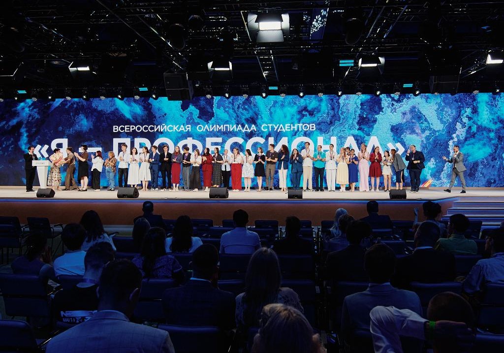 «Мы готовы принимать таланты в России»